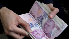 Bayram öncesi Dolar 5,90'nın da altına çekildi