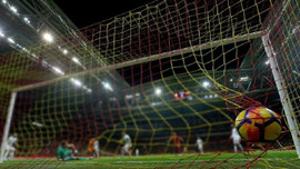 Süper Lig'de döviz nedeniyle yayın krizi sürüyor!