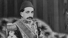 2. Abdülhamid'in tahtı 100 bin TL'ye satıldı