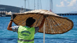 Deniz içinde locanın bedeli 3 bin TL'yi buldu