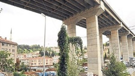 Boğaziçi Köprüsü'nde şok: İstanbul trafiği tehdit altında!