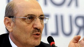 Bakan Bayraktar'a ceza! Üç ay men edildi!