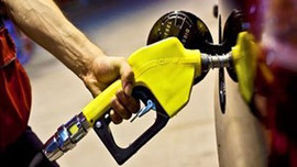 Benzine bir indirim daha