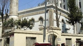 Beyoğlu Hüseyin Ağa Camii ibadete açıldı
