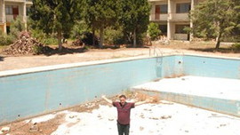 Lüks otel ineklere barınak oldu!