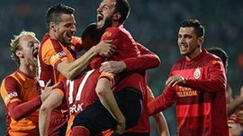 Aslan'ın göğsü için iki dünya devi kapışıyor