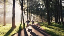 İnstagram'da paylaştığı fotoğraflarla para kazanıyor