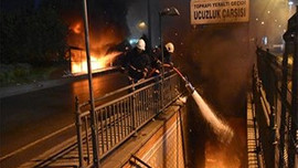 Topkapı Yeraltı Çarşıı alev alev