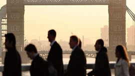 İngiltere'de 6 milyon kişi geçim sıkıntısında