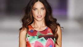 Adriana Lima'nın İstanbul aşkı ona ev aldıracak mı?