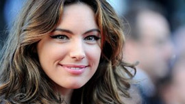 Dikkat Kelly Brook'a komşu olabilirsiniz!
