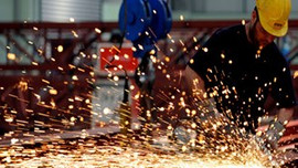 Sanayi üretimi 2014'te yüzde 3,6 arttı