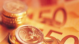 Euro 12 yılın dibinde!