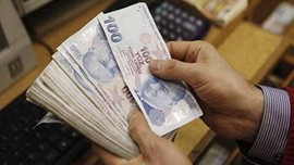 Emekli milletvekillerine tarihi zam