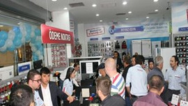 Zengin para harcamaz!