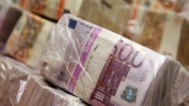 Euro değer kaybediyor!