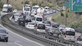 TEM'de ceza kesiliyor