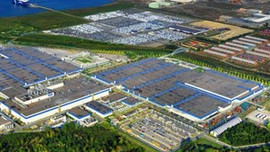 Dev fabrika üretime başladı