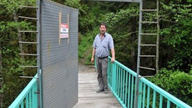 Burası Rize: Anahtarı olmayan köprüden geçemez