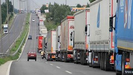 3.5 km'lik kuyruk oluştu Kapıkule'de