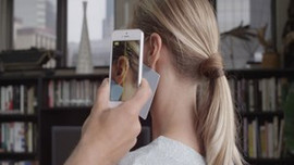 Sahibini 'kulağından' tanıyan telefon!