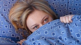 Kadınlar erkeklerden daha mutsuz uyanıyor!