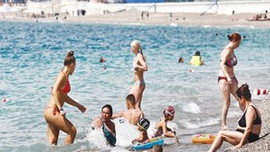 Turizmde yeni dönem! Sigortalı turistler geliyor