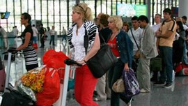 Yabancı turist sayımız azaldı!