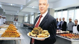 10 liralık baklavada fındık fıstık arama!