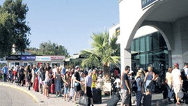 Yunanistan'da Türk turist şenliği