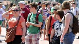 Turiste kötü davranana ceza!