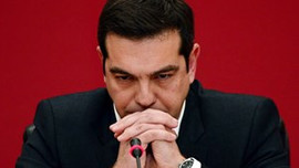 Çipras'a kreditörlerden baskı!