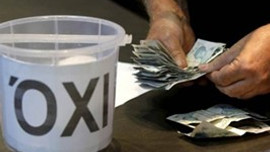 Yunanistan için kovayla bağış!