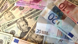 Dolar ve euro yeni güne yeni rekorla başladı