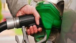 Motorine ve benzine zam geldi!