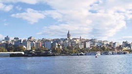 Ünlü sanatçı da gözünü Karaköy'e dikti!