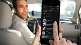 Facebook Uber ile taksi işine girdi