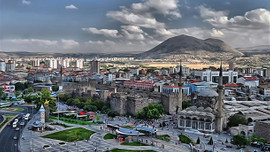 Kayseri'de icradan satılık arsa! 4,1 milyon TL'ye!