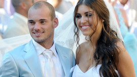 Wesley Sneijder'ın eşi Yolanthe Cabau evini zararına sattı