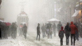 Dışarı çıkarken dikkat! İstanbul'da kar yağışı başladı