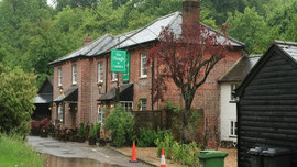 Çin'den başkanına vefa! Cameron'la poz verdikleri mekanı aldılar