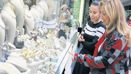 Yarım gram altına büyük talep