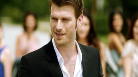 Kıvanç Tatlıtuğ'a hemşehrisinden marka golü!