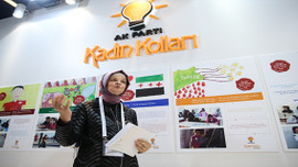 Zirvede, "Suriyeli Çocuk Olmak" sergisine yoğun...