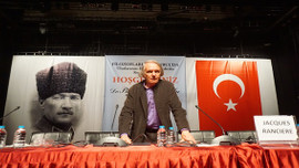 "Filozoflarla İstanbul'da Uluslararası Edebiyat...