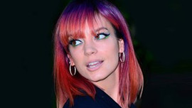 İngiliz şarkıcı Lily Allen malikanesini satıyor