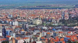 Alman devi Daimler yatırım için Balıkesir'de