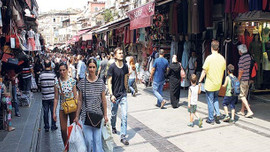 Bayram, okul ve tatil alışverişleri başladı! Piyasalar canlandı