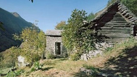 200 yıllık yayla evinin birde içini görün
