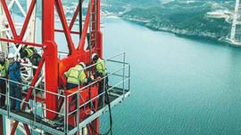 Yabancılar Türkiye'de çalışmak için akın ediyor